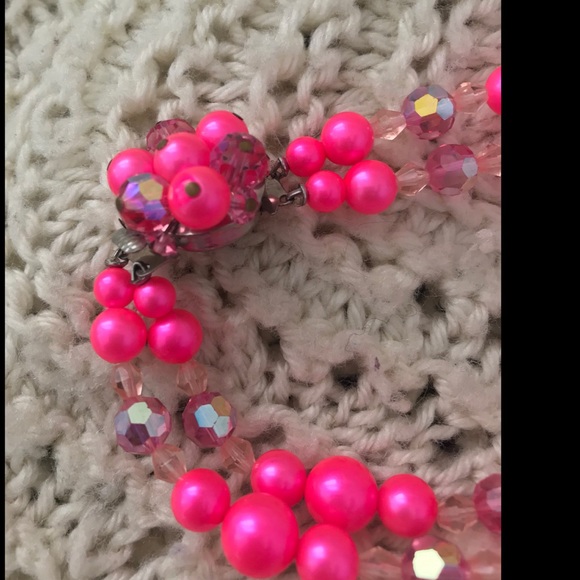 💖 VTG Neon Pink Double-Stranded Beaded Necklace ✨ FINAL PRICE ✨ - Picture 3 of 4